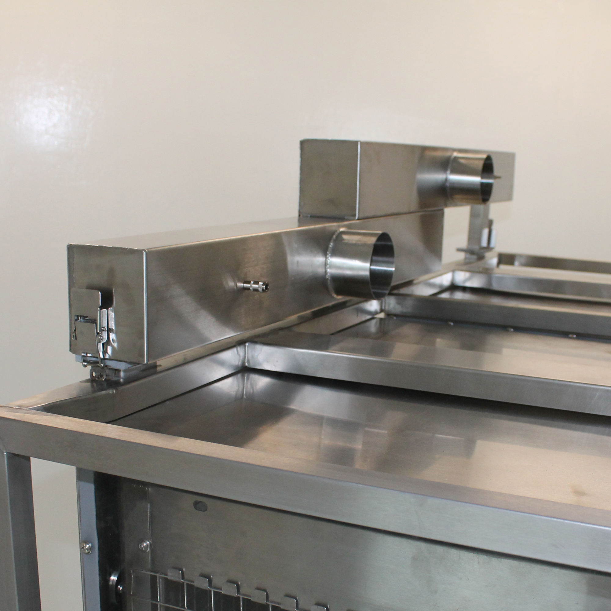 Alternative Design Ferret Isolator