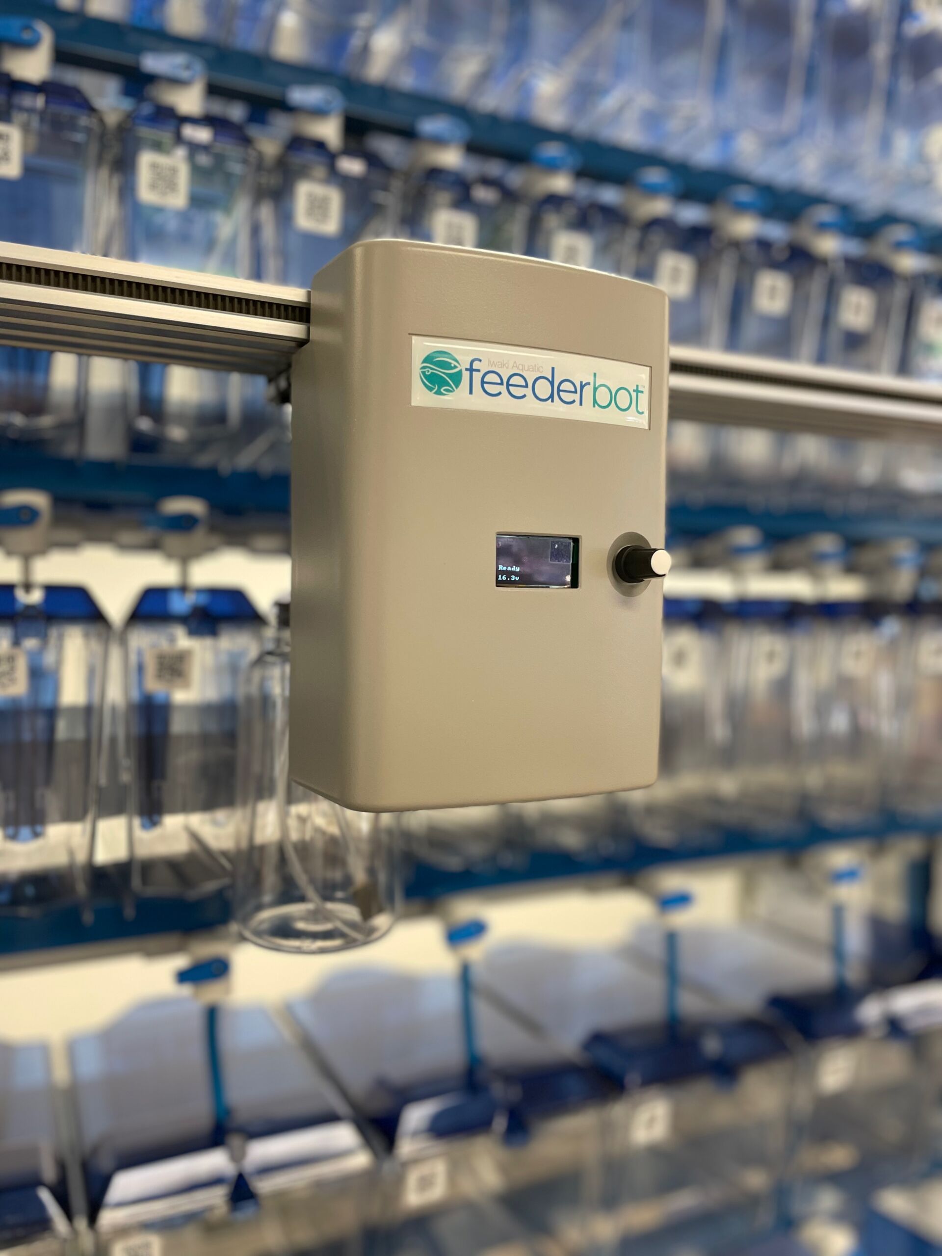 Iwaki Aquatic Feederbot®