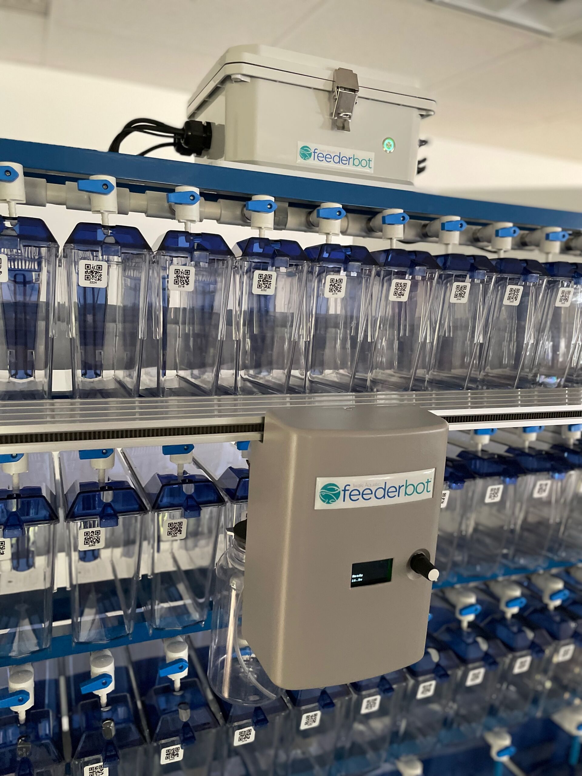 Iwaki Aquatic Feederbot®